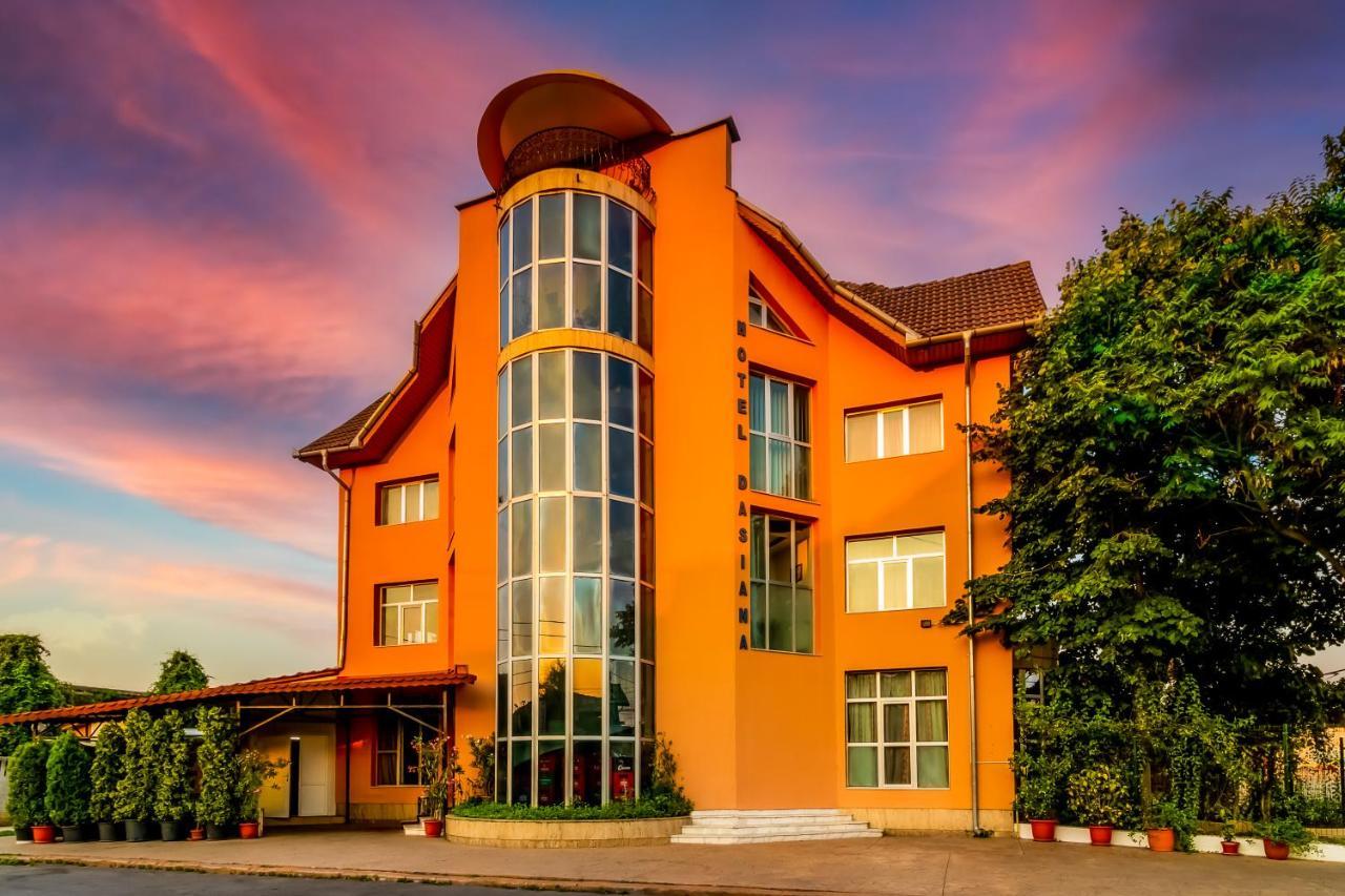 Motel Dasiana Targu Jiu Bagian luar foto