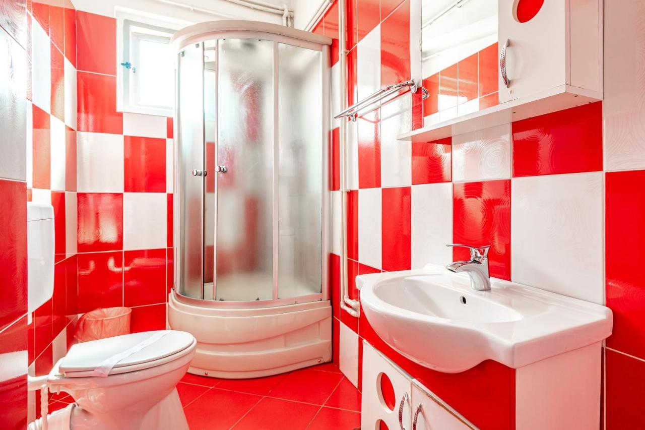 Motel Dasiana Targu Jiu Bagian luar foto
