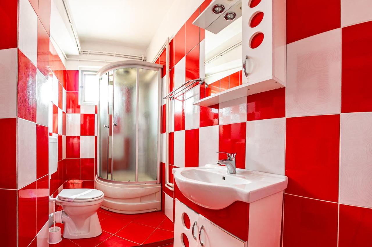 Motel Dasiana Targu Jiu Bagian luar foto